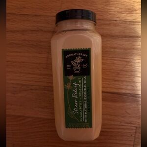 Bath & Body Works Stress Relief Aromatherapy Luxury Bath Wash
